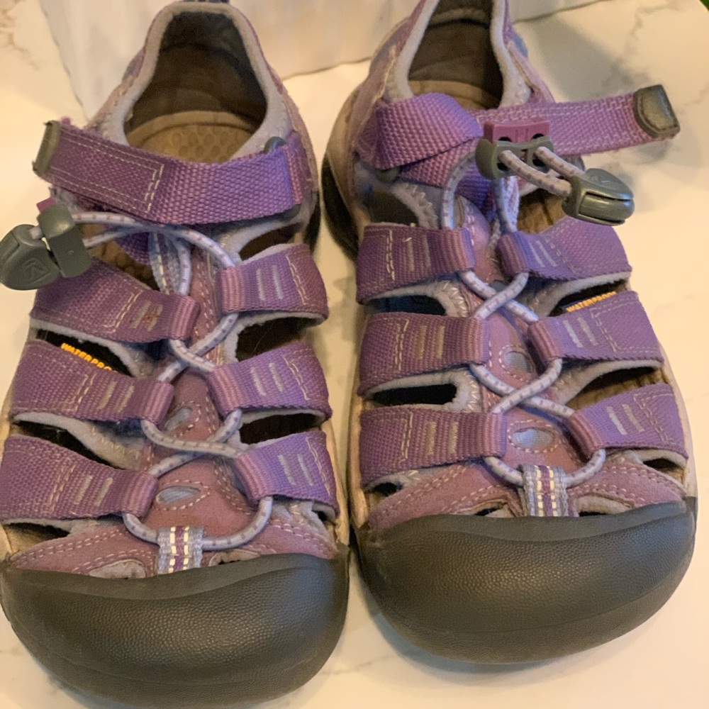 Girls Keen Sandals